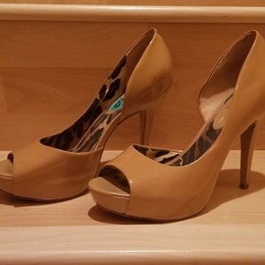 Jessican Simpson nude open toe heels size 8